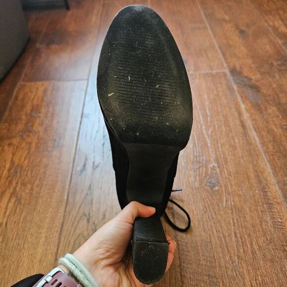 ShoeDazzle Diana Platform Heeled Boots - Picture 8 of 9
